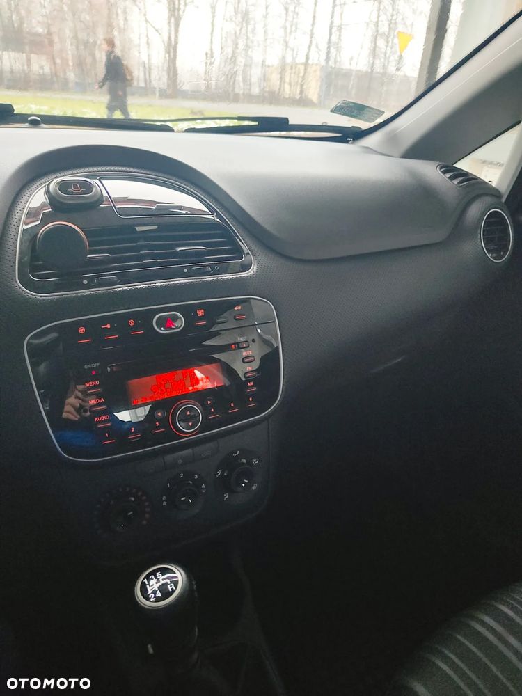 Fiat Punto Evo 1.2 8V MyLife Start&Stop - 11