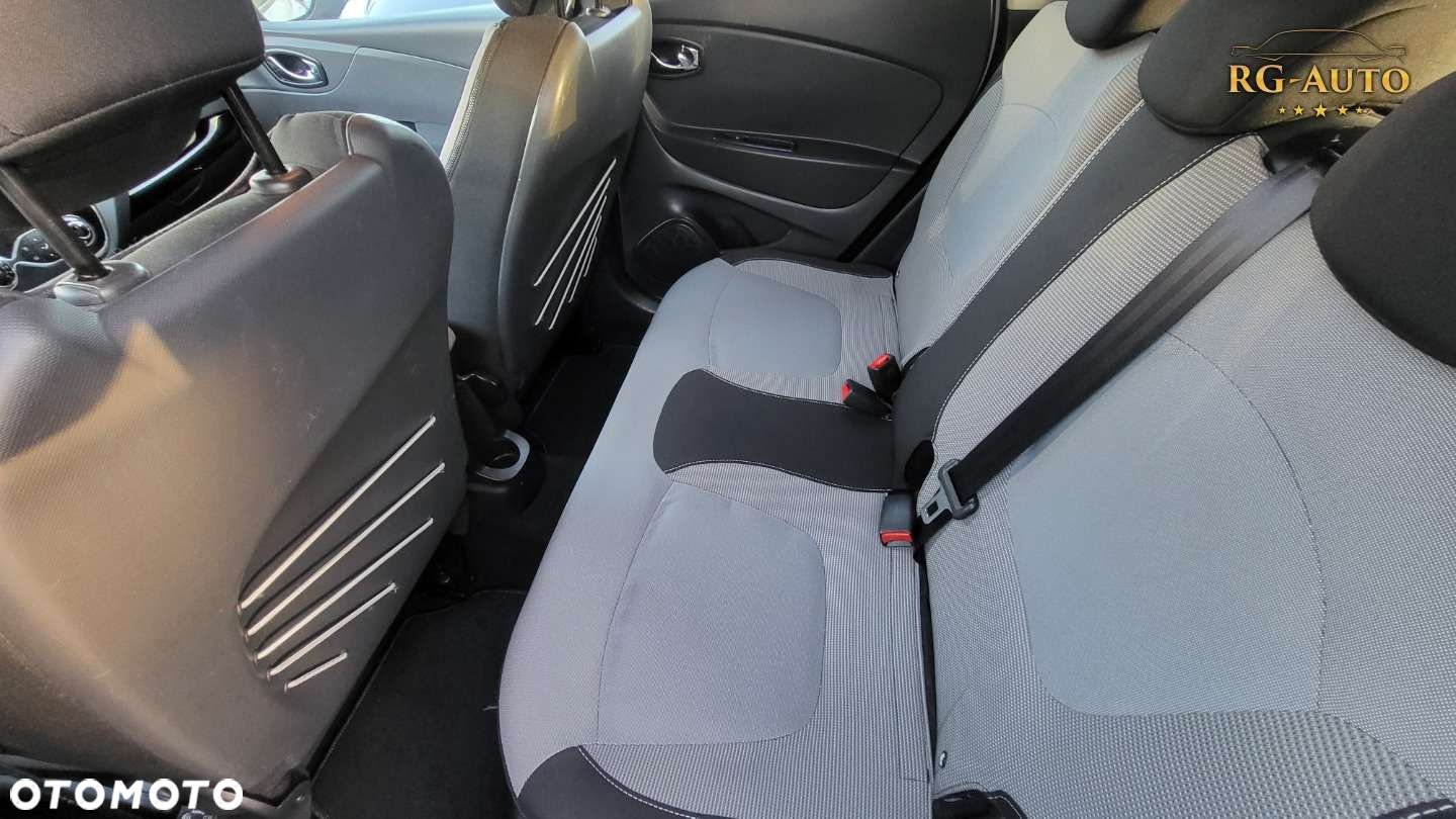 Renault Captur - 32