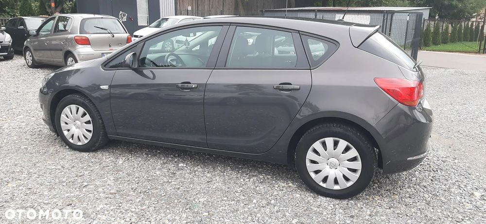 Opel Astra - 22