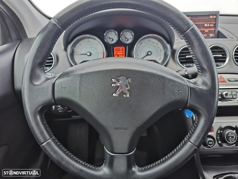 Peugeot 308 SW 1.6 HDi Executive CVM6 - 11