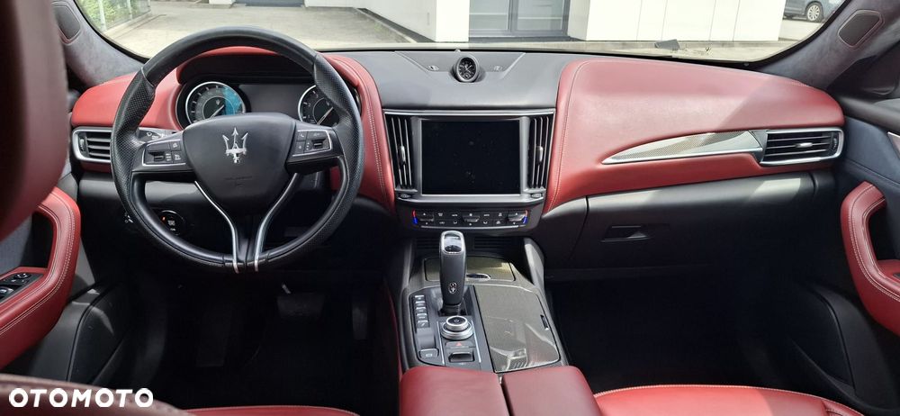 Maserati Levante - 19