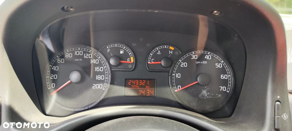 Fiat Punto 1.2 8V Active - 5