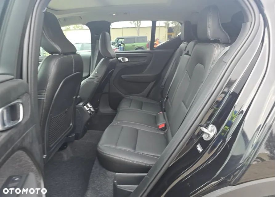 Volvo XC 40 - 11