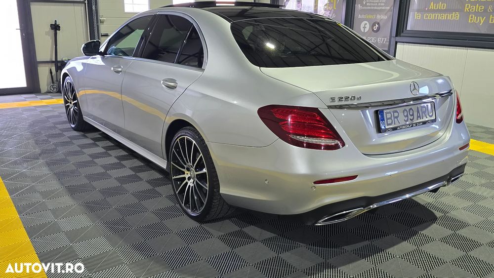 Mercedes-Benz E - 4