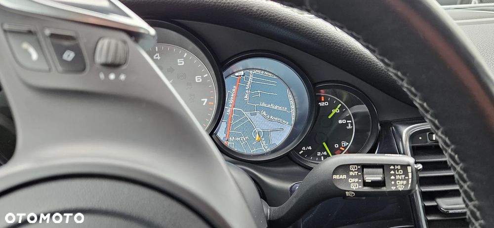 Porsche Panamera - 36