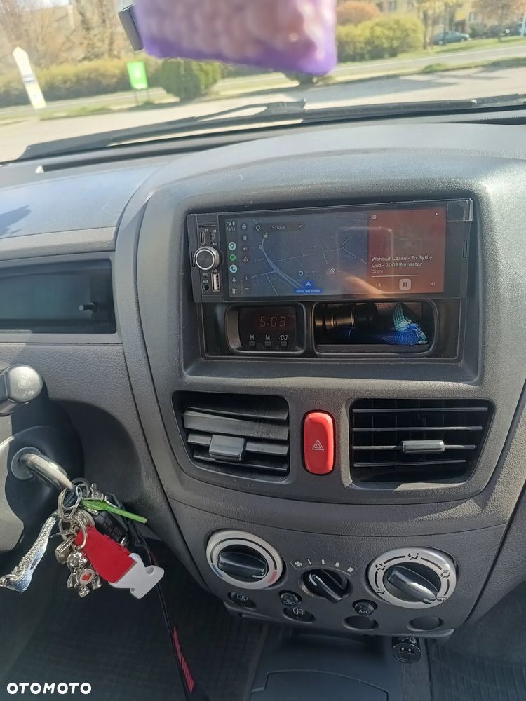 Suzuki Liana 1.6 - 10