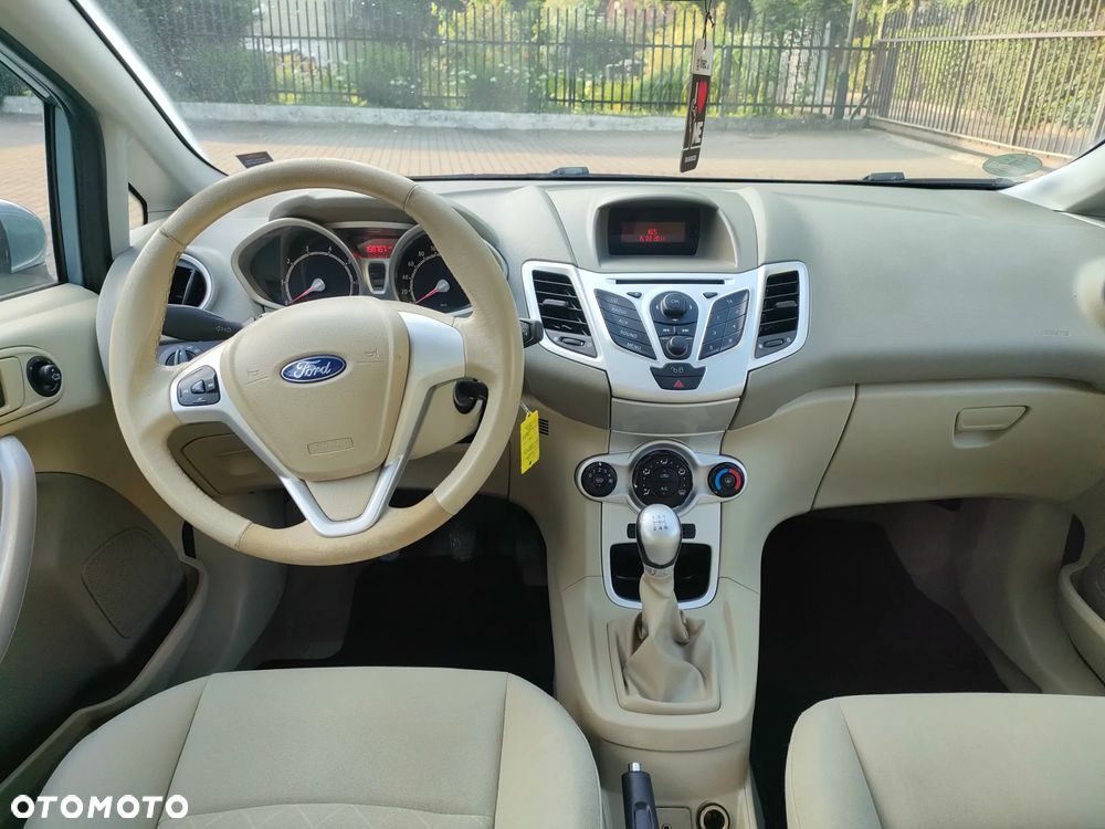 Ford Fiesta 1.6 Ti-VCT Ghia - 10