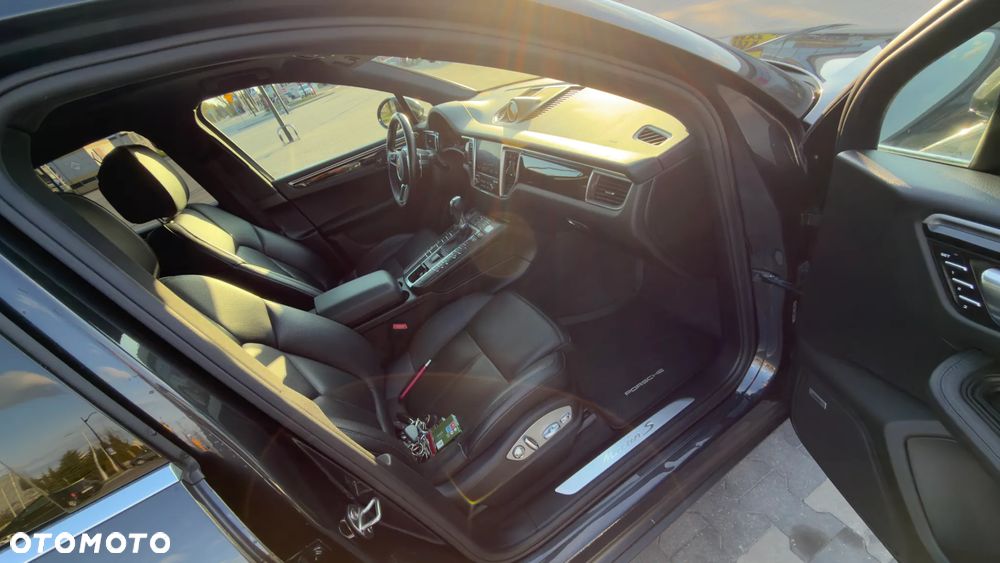 Porsche Macan - 13
