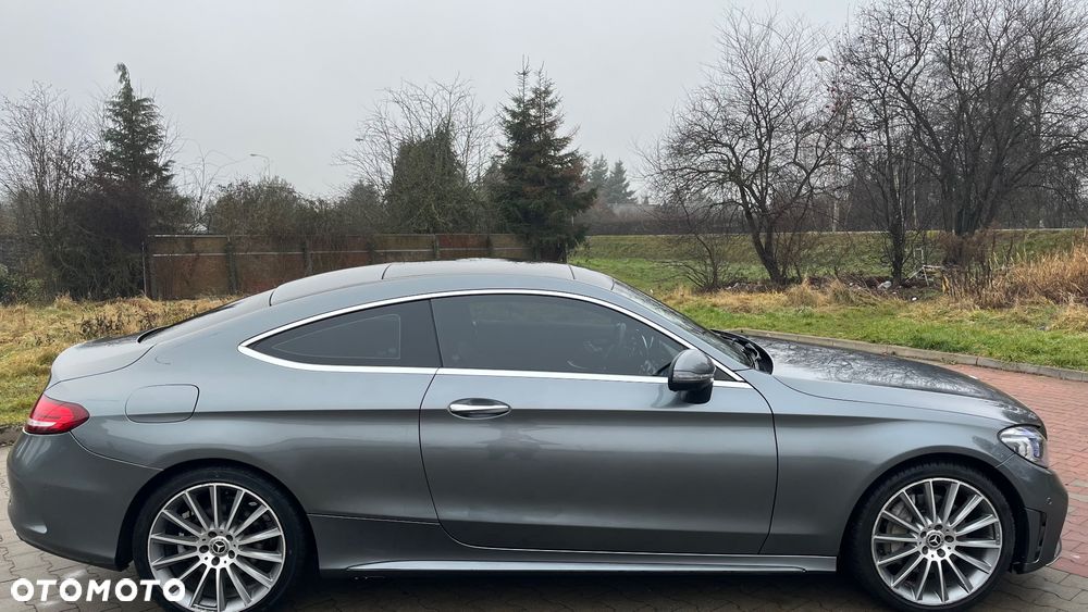 Mercedes-Benz Klasa C 300 4Matic 9G-TRONIC AMG Line Plus - 10