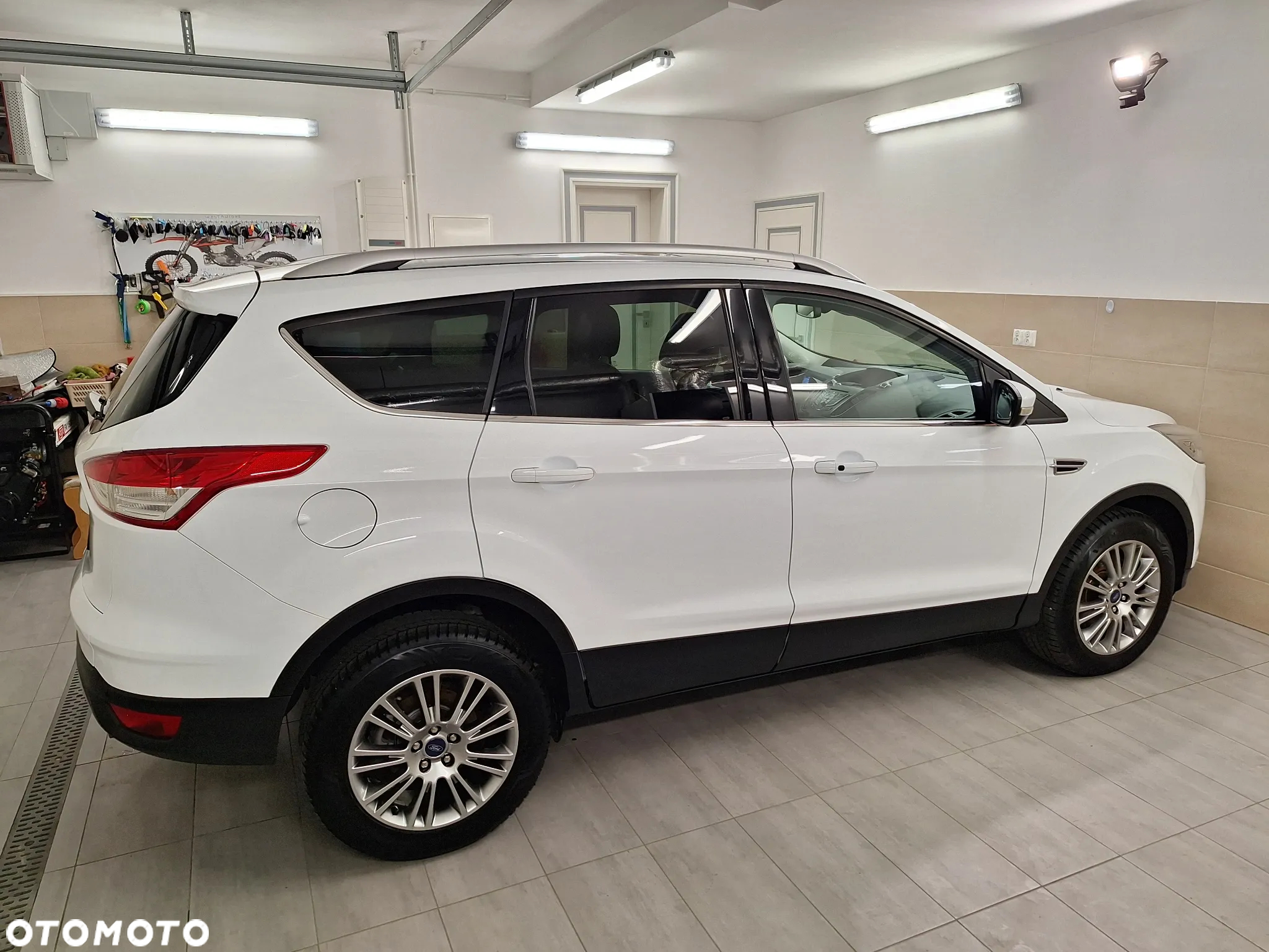 Ford Kuga 2.0 TDCi 4WD Titanium - 14