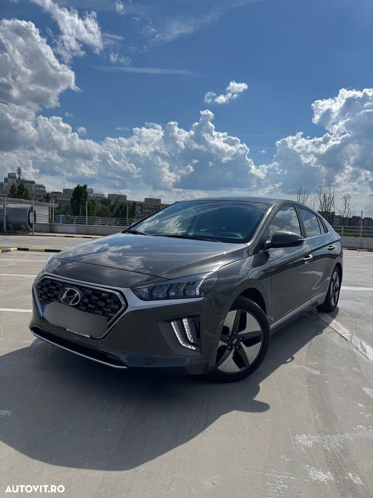 Hyundai IONIQ - 1