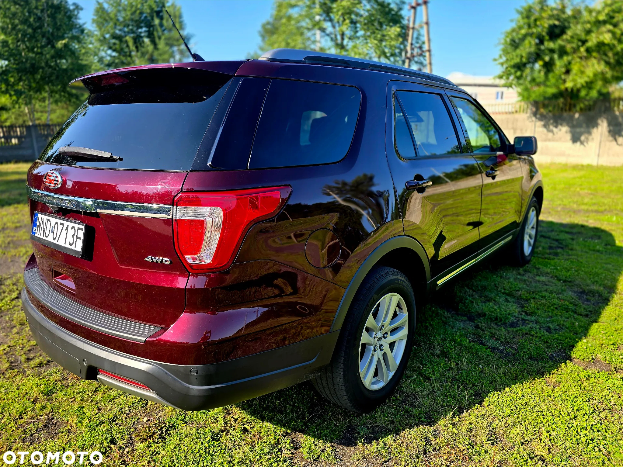 Ford Explorer - 10
