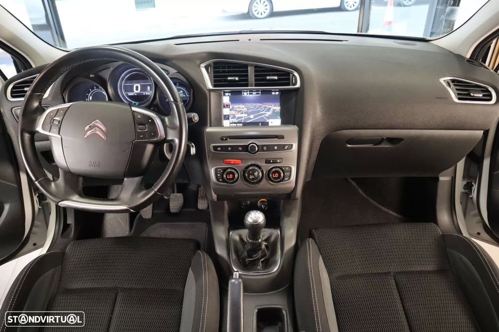 Citroën C4 1.6 BlueHDi Live - 23