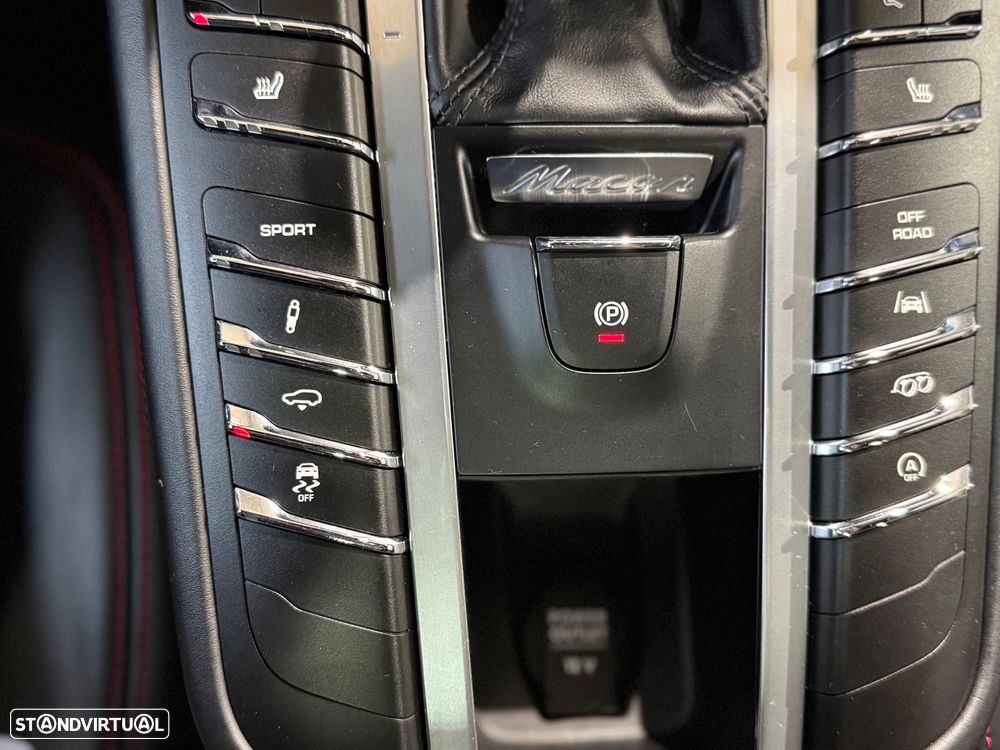 Porsche Macan GTS PDK - 34