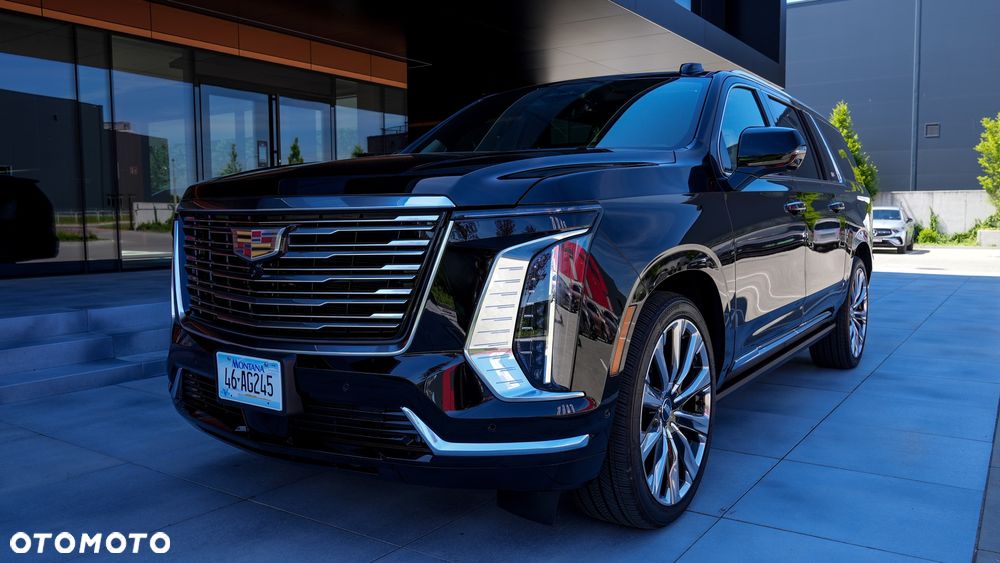 Cadillac Escalade - 4