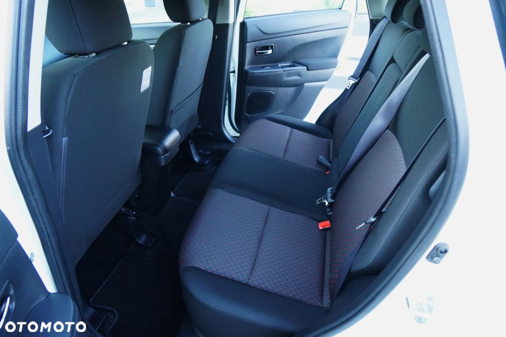 Mitsubishi ASX 1.6 2WD Diamant Edition+ - 28