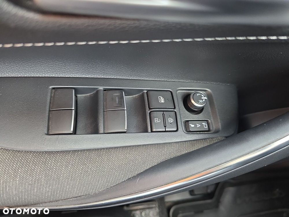 Toyota Corolla 2.0 Hybrid Comfort - 26
