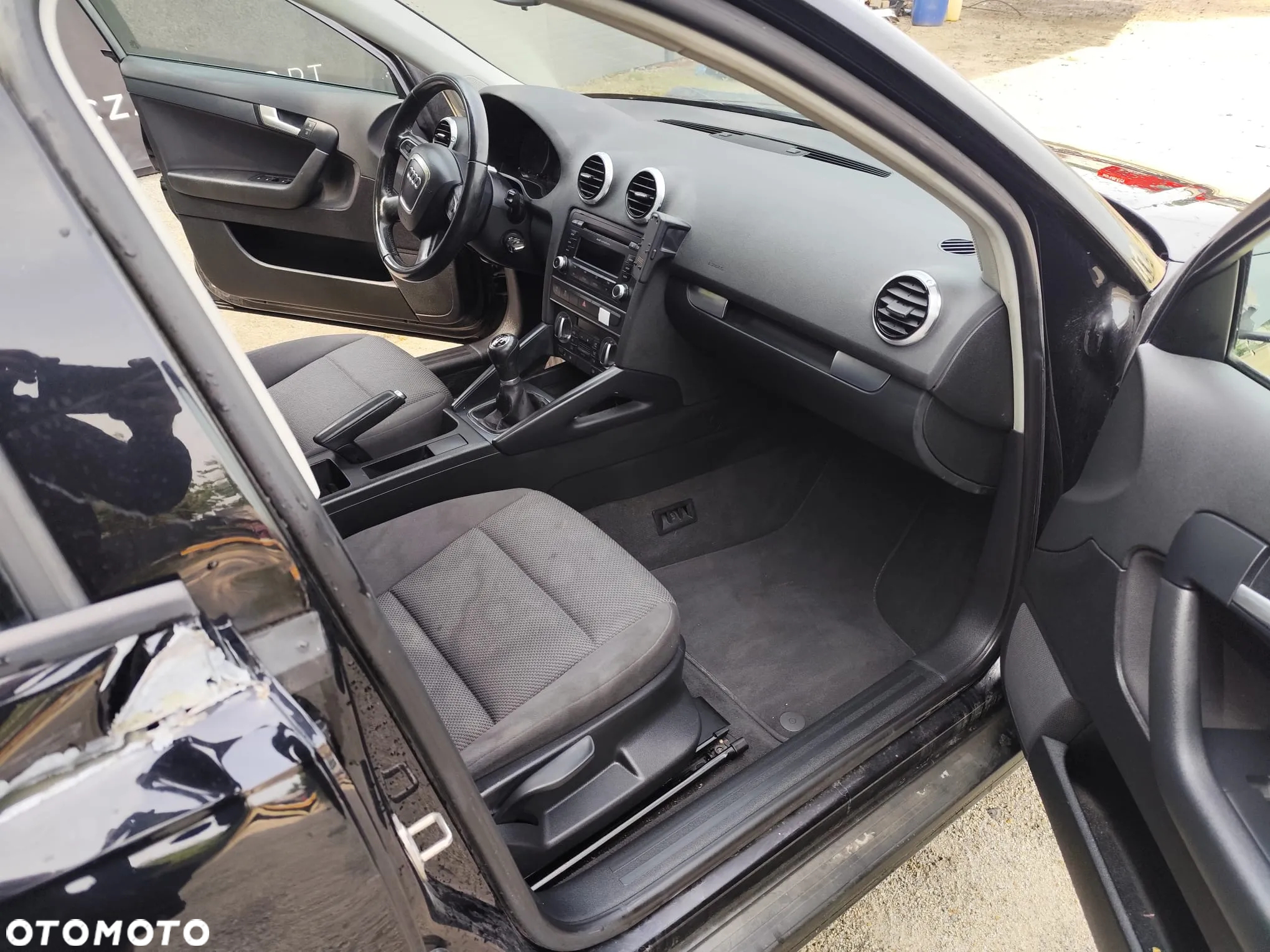 Audi A3 1.6 TDI Ambiente - 14
