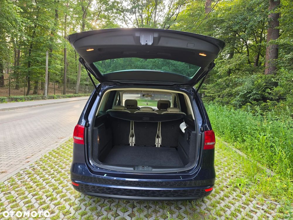 Volkswagen Sharan 2.0 TDI Highline - 10