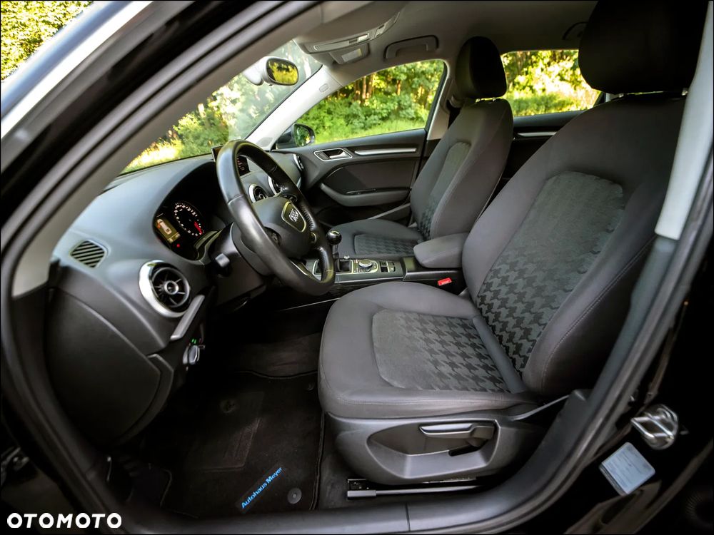 Audi A3 Sportback - 17