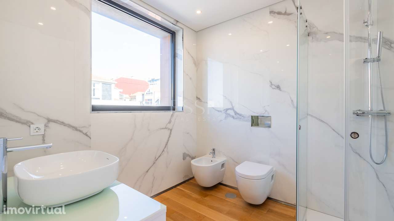 T3 Duplex Novo com Terraço e Vistas Mar na Foz do Douro - Grande imagem: 3/16