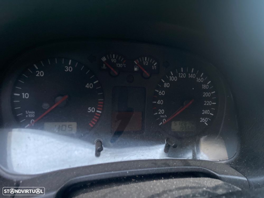 VW Golf - 8
