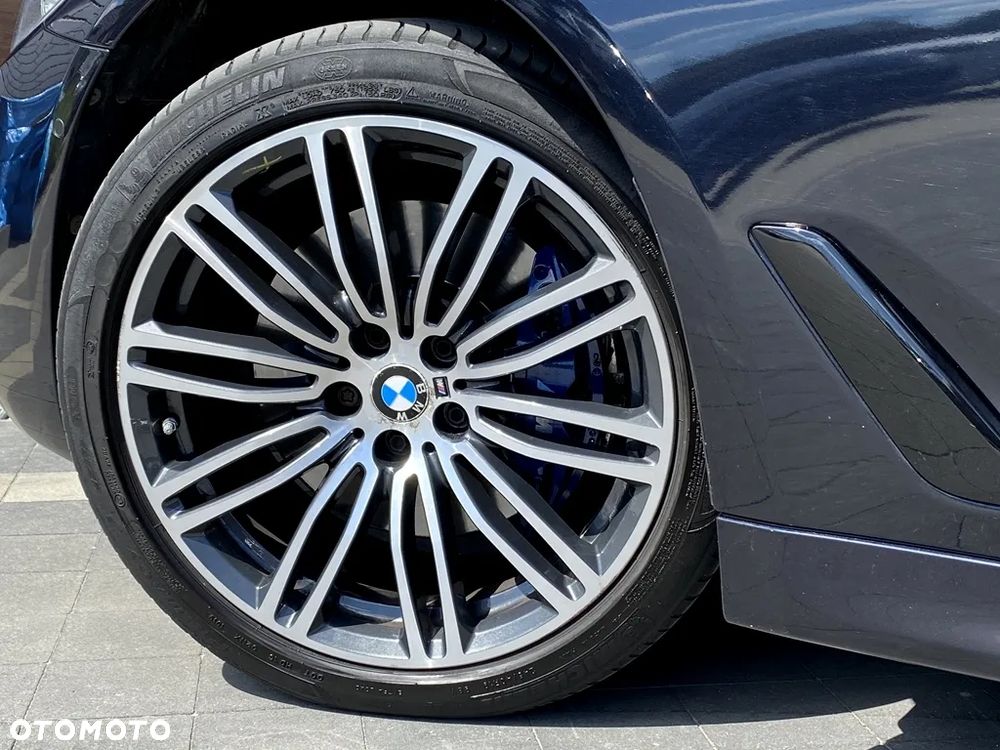 BMW Seria 5 530d xDrive M Sport sport - 15