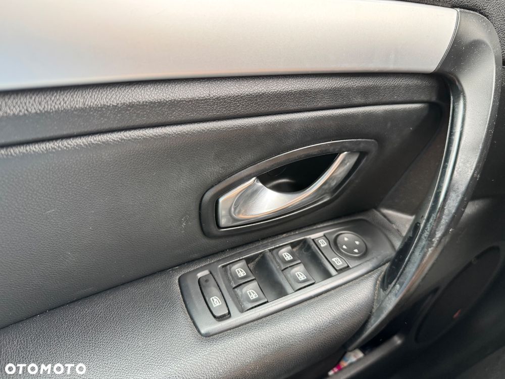 Renault Laguna - 9