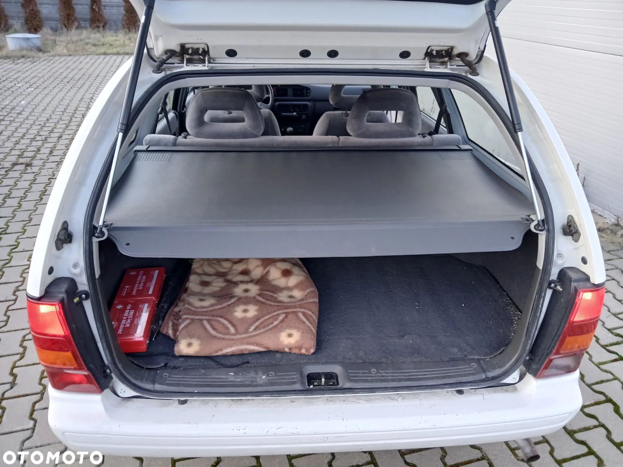 Mazda 626 2.0 GLX - 9
