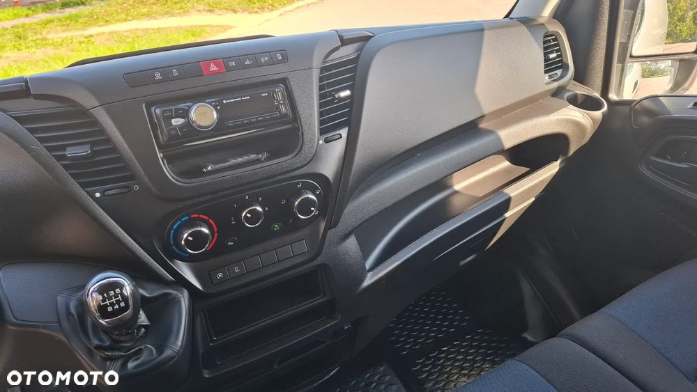 Iveco Daily LIFT*MAXI LONG*3,5 T HAK *2020r. - 17