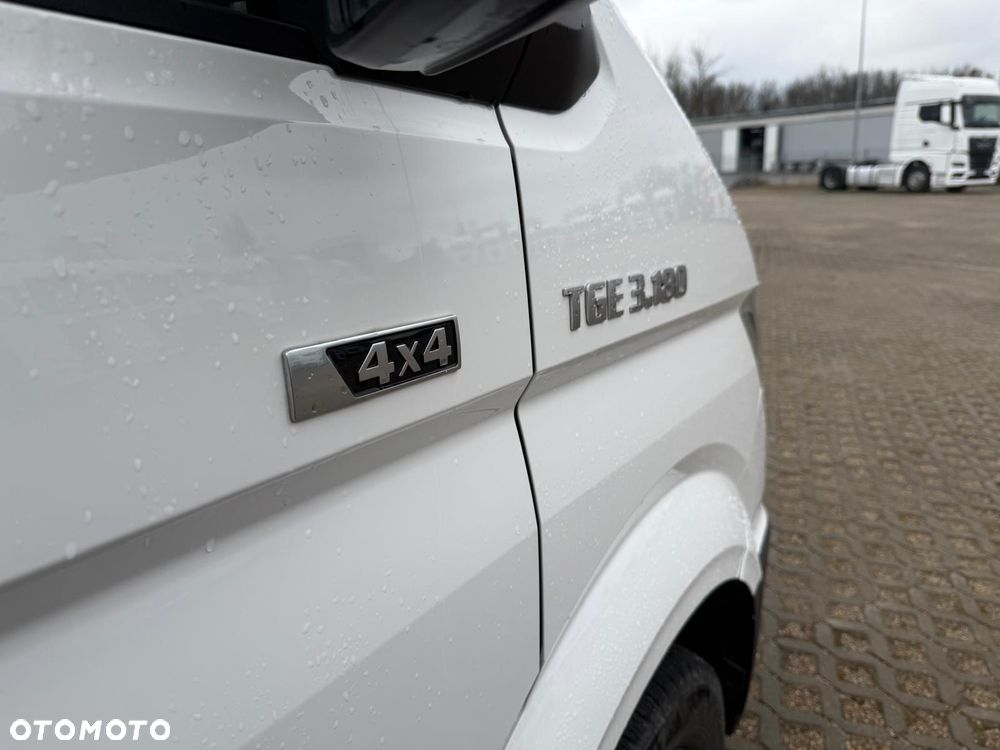 MAN 4X4 / TGE 3.180 DOKA 7-osobowa - 3