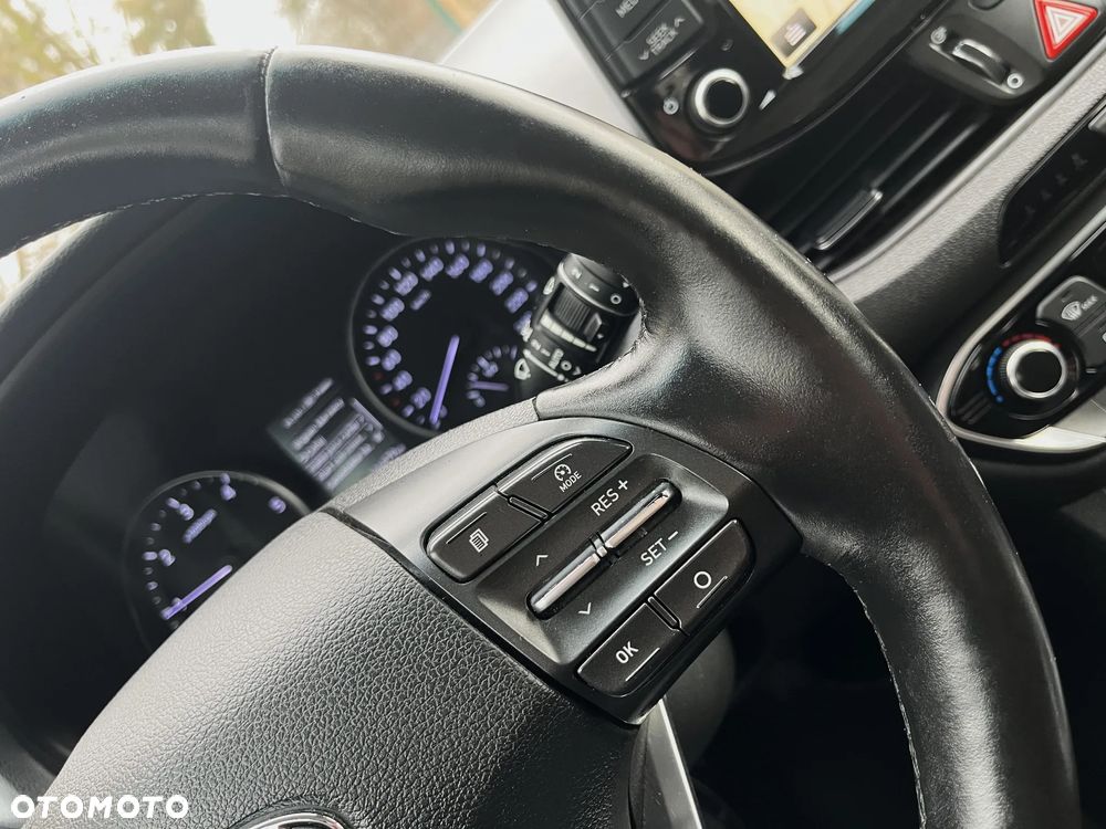 Hyundai i30 blue Kombi 1.6 CRDi Passion - 23