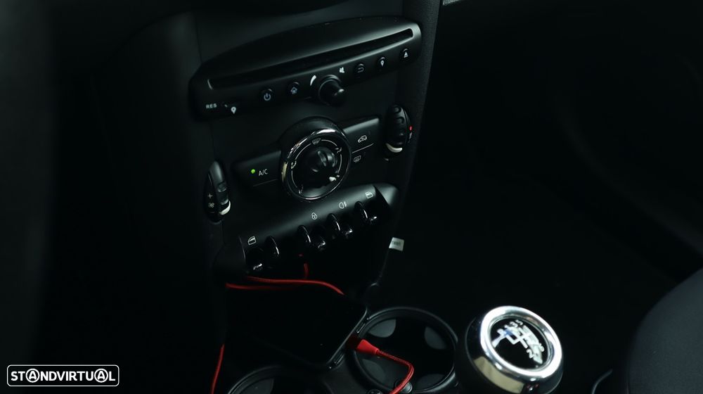 MINI 3 Portas Cooper D - 41