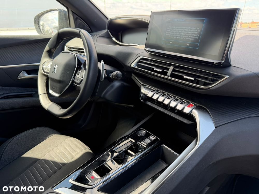 Peugeot 3008 1.2 PureTech Active Pack S&S EAT8 - 11
