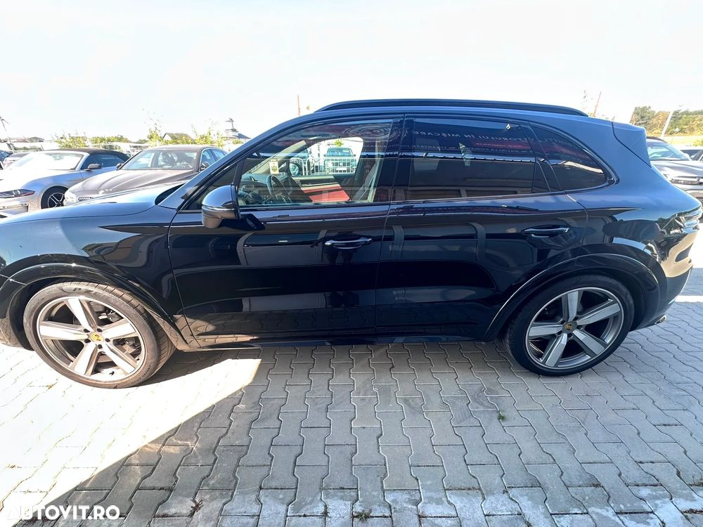 Porsche Cayenne S - 5