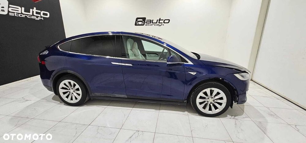 Tesla Model X 2016 photo 4