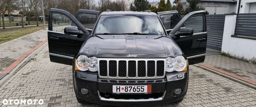 Jeep Grand Cherokee - 17