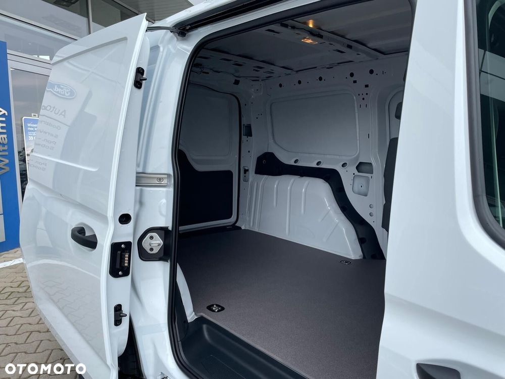 Ford Transit Connect - 8