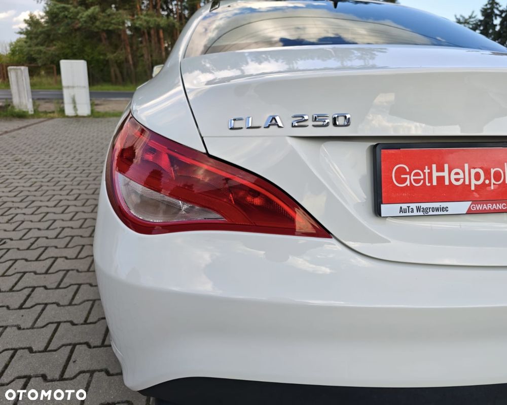 Mercedes-Benz CLA - 4