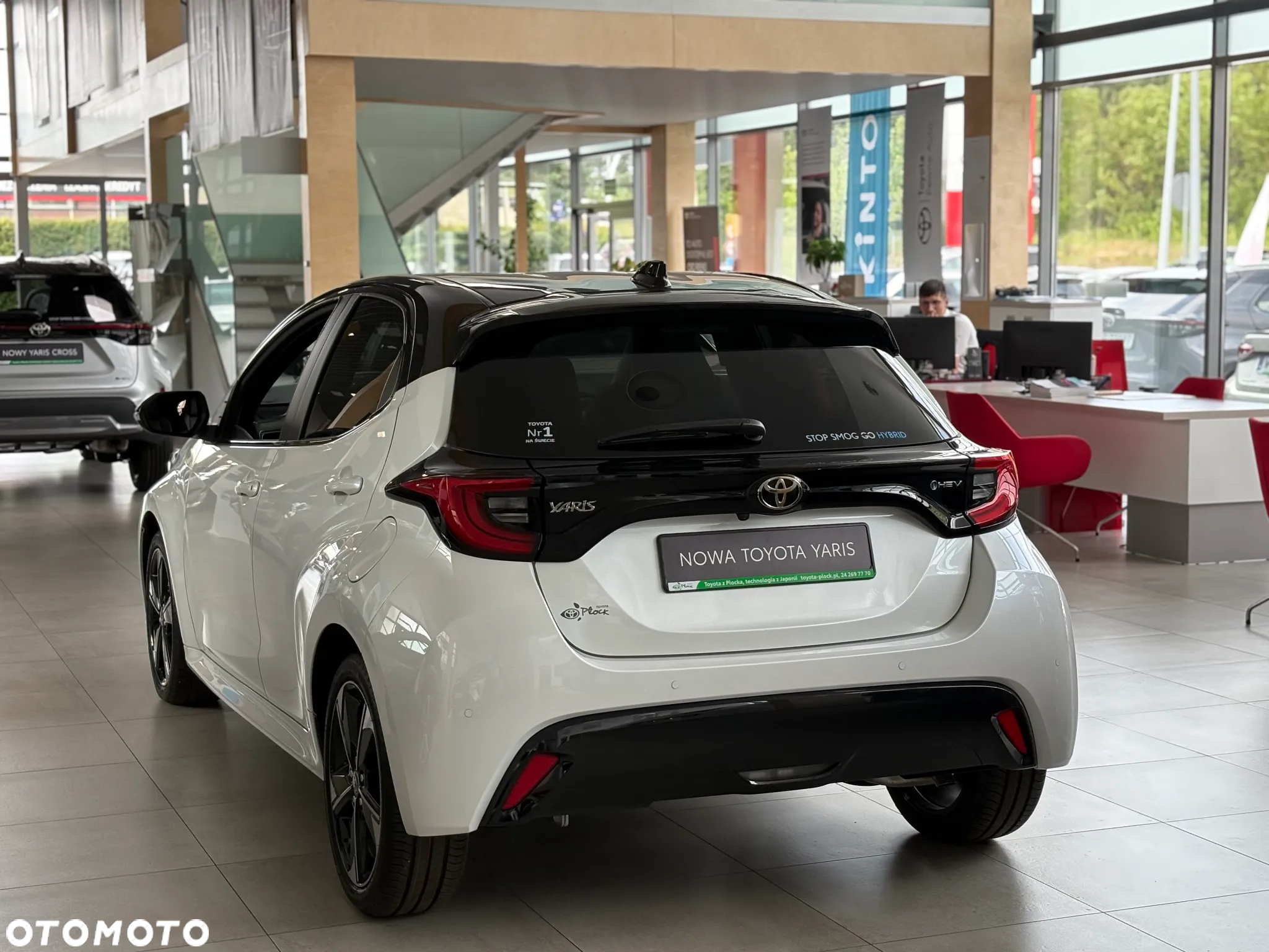 Toyota Yaris Hybrid 1.5 Executive - 3