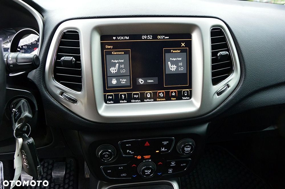 Jeep Compass 1.4 TMair Longitude FWD S&S - 32