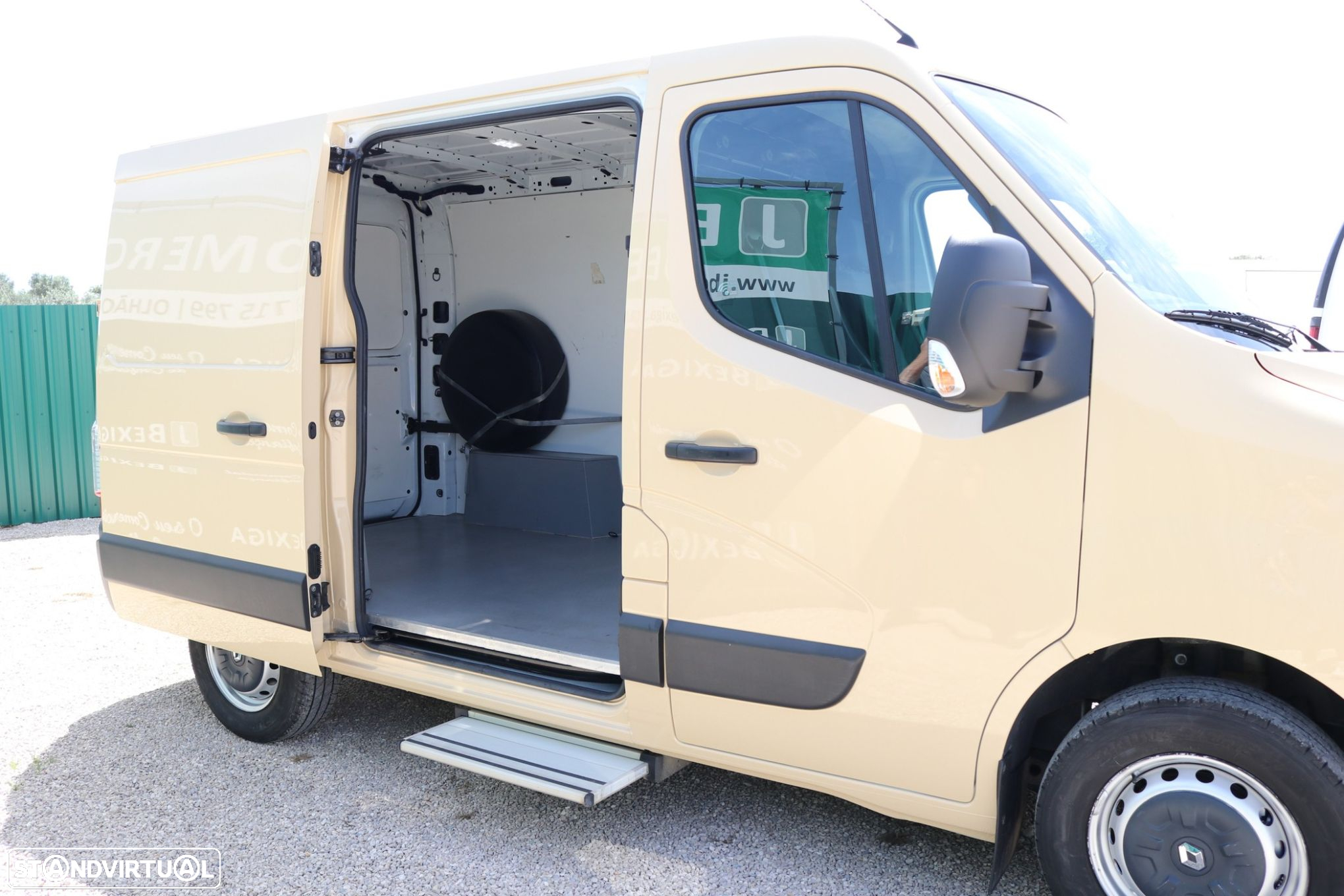 Renault Master L1H1-2.3 DCi-136 cv-3.5T C/Iva Incluído - 3
