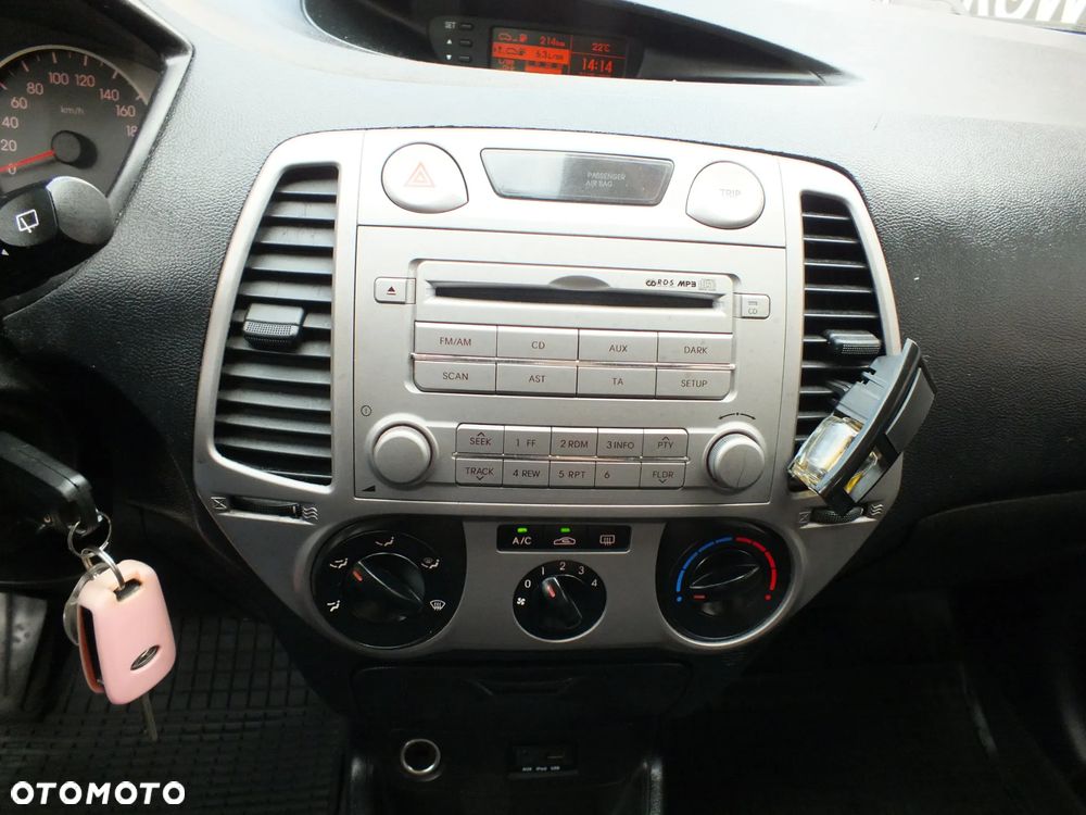 Hyundai i20 - 17