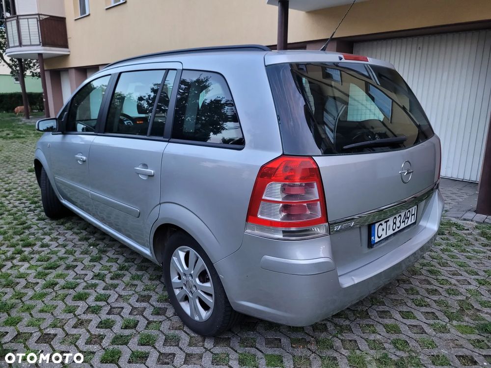 Opel Zafira 1.8 Essentia - 3