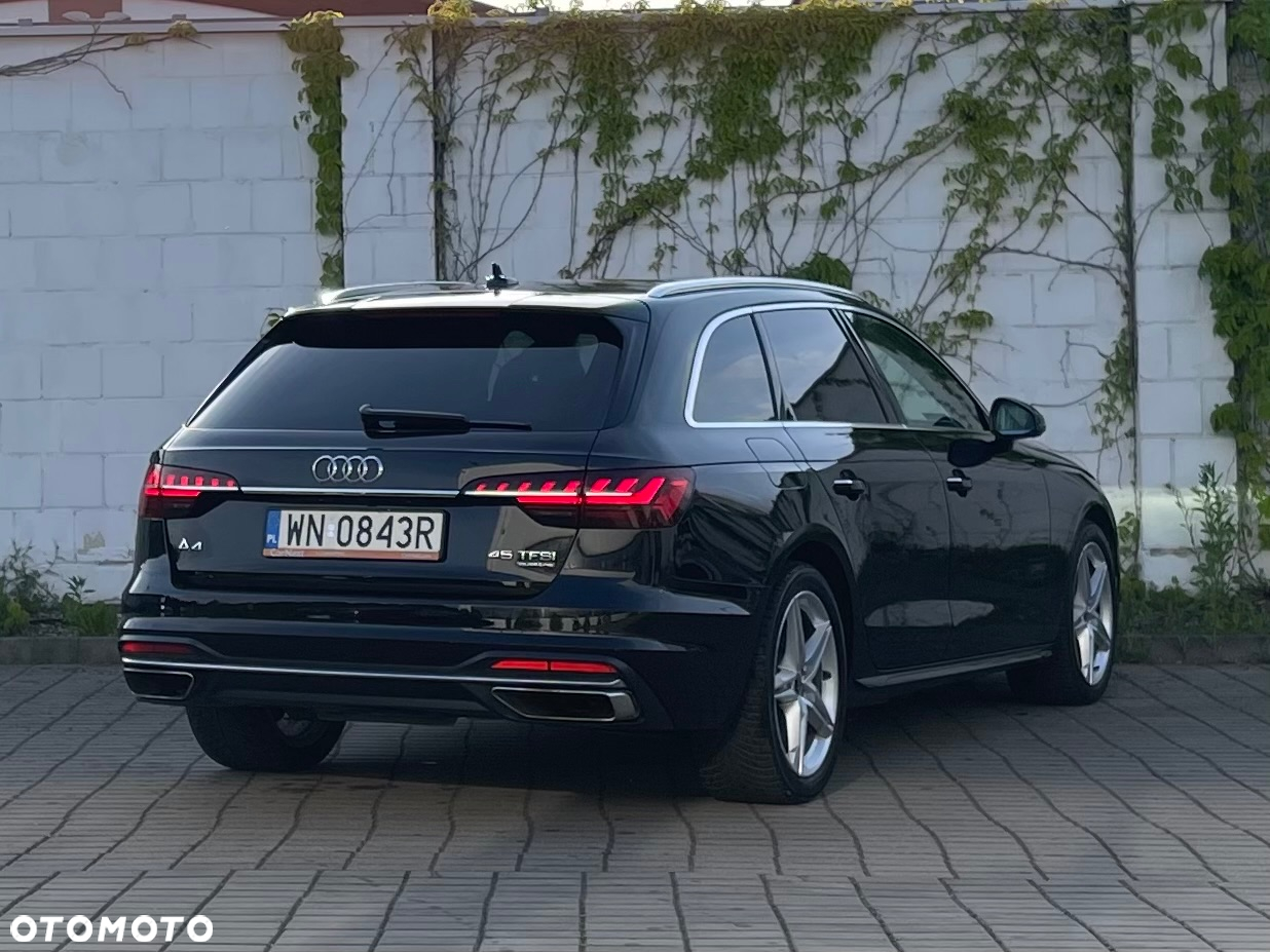 Audi A4 - 4