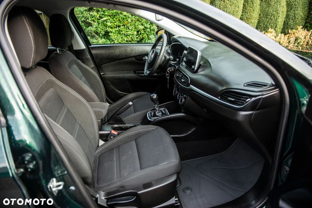 Fiat Tipo 1.4 T-Jet Business Line - 38