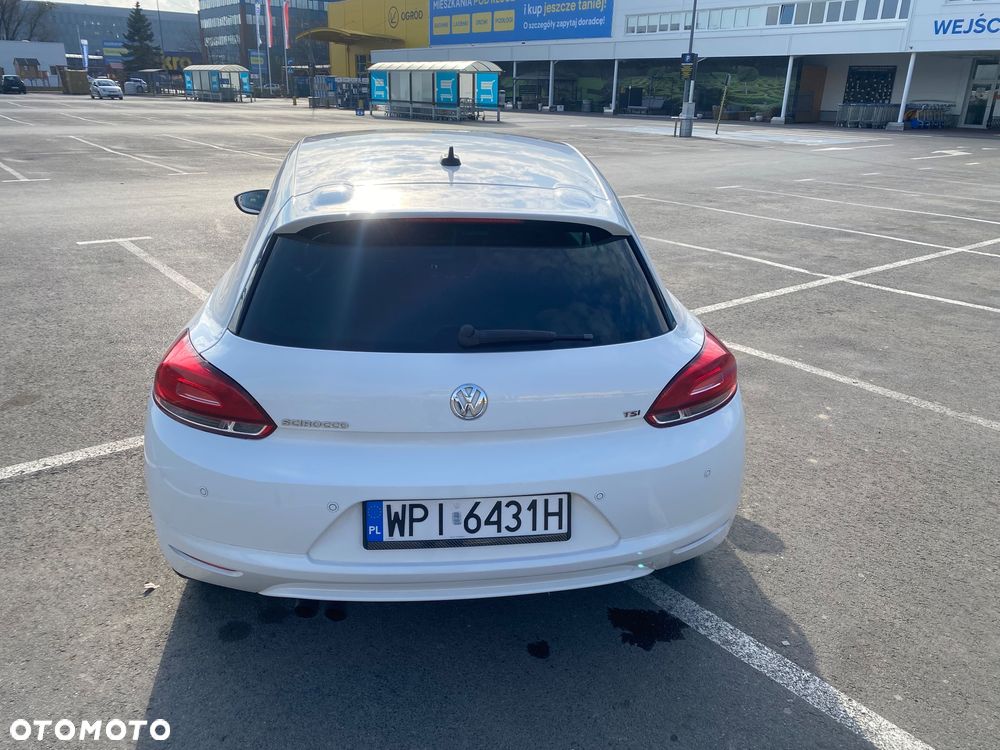 Volkswagen Scirocco 1.4 TSI DSG - 14