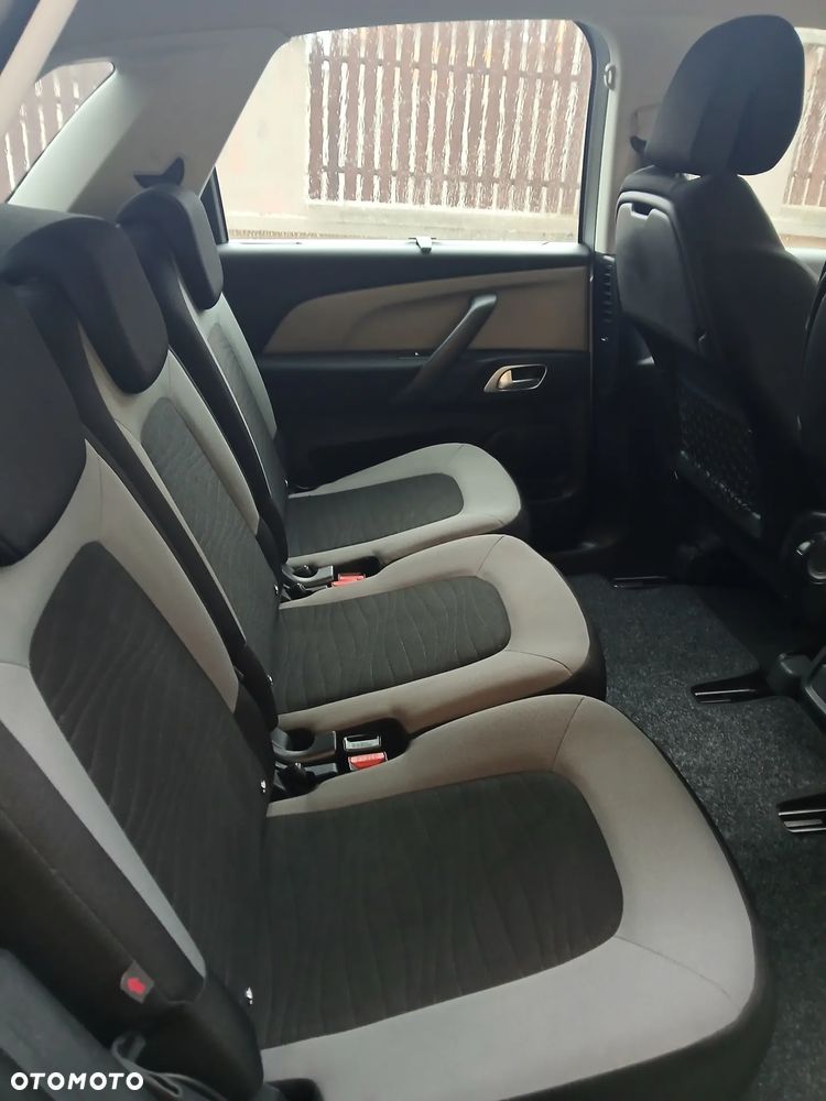Citroën C4 Picasso - 9
