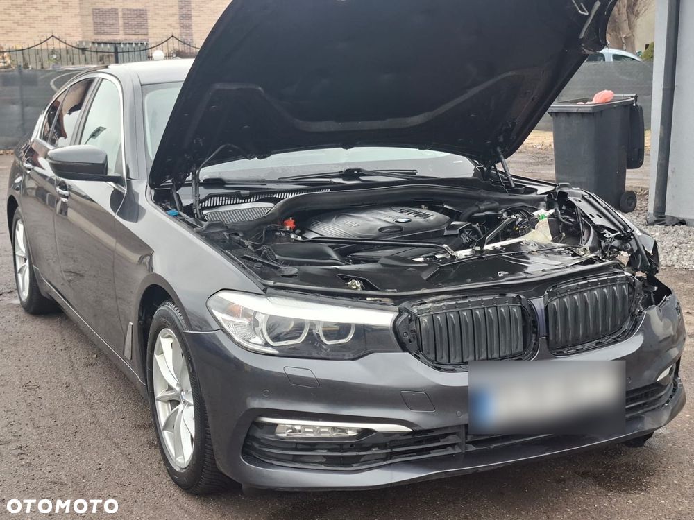 BMW Seria 5 520d Efficient Dynamics Edition - 4