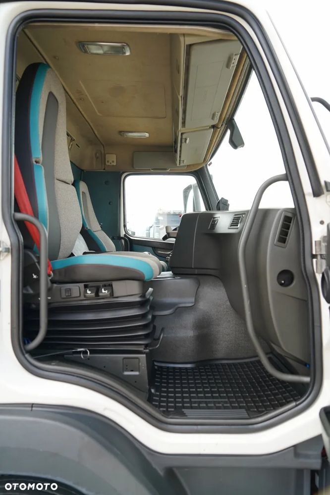 Volvo FM 370 / KONTENER 7,8 M / 4x2 / I-SHIFT / WINDA / EURO 6 - 36